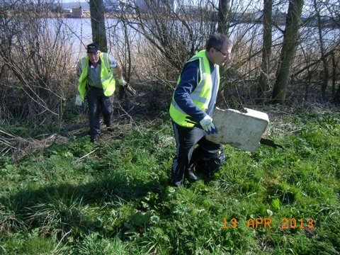 Trent Bank Clean Up (12)
